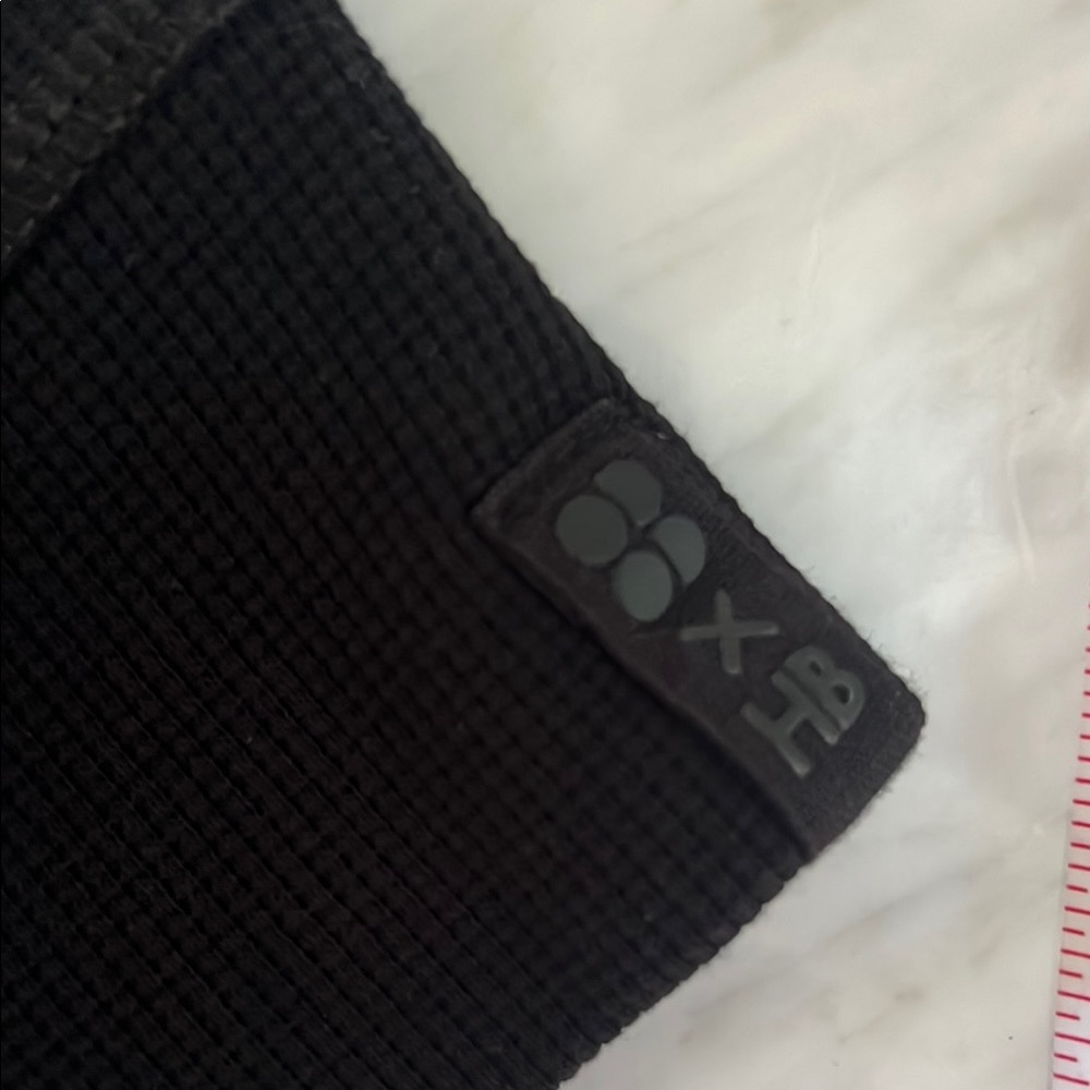 Halle Berry for Sweaty Betty Black Fitted Buttoned Bodysuit - Picture 3 of 8